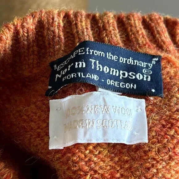 Norm Thompson, 100% Scottish Wool - Picture 3 of 3